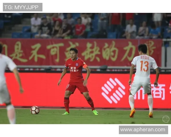 赛后分析：重庆足球队与武汉足球队球员个人能力对比与表现评估